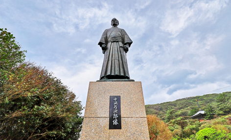 高知県土佐清水市/道の駅めじかの里土佐清水/周辺観光スポット/ジョン万次郎銅像