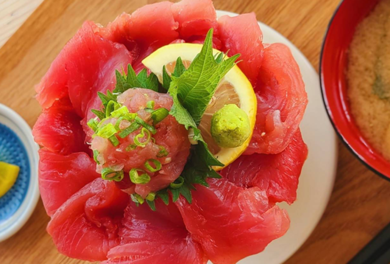 高知県土佐清水市/道の駅めじかの里土佐清水/窪津まぐろ丼